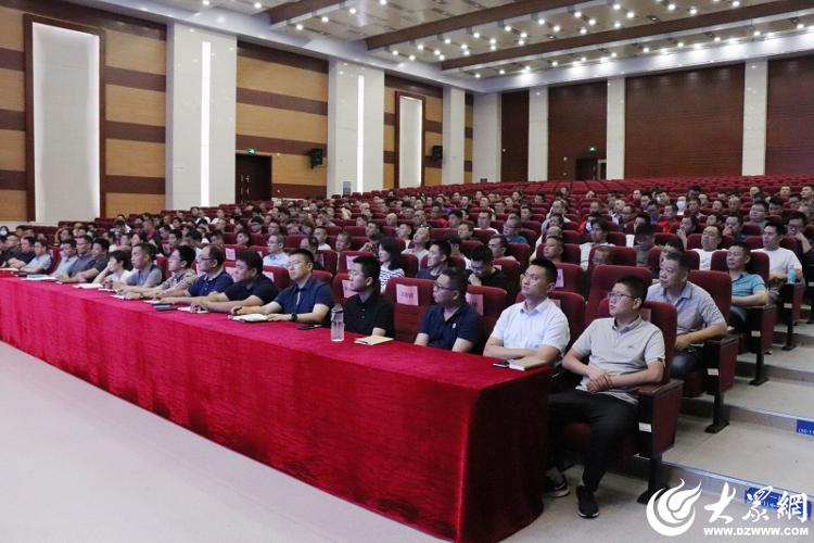 东营区启动2024安全生产月活动暨特种作业安全培训 筑牢生产防线(图2) 东营区启动2024安全生产月活动暨特种作业安全培训 筑牢生产防线(图2)